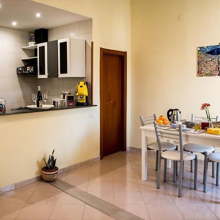 Castel Capuano Flat By Domusextra Apartment Naples Exterior photo
