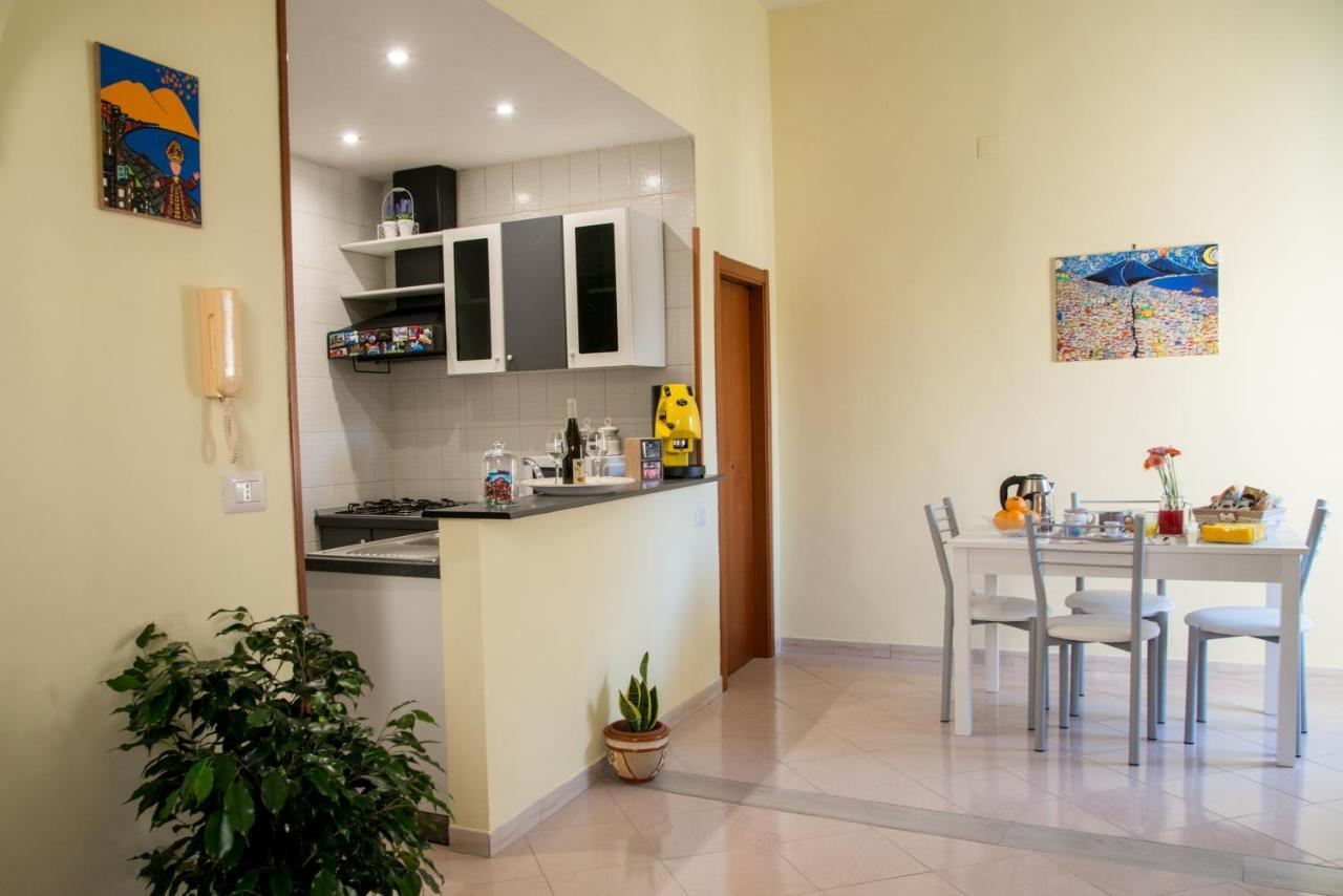 Castel Capuano Flat By Domusextra Apartment Naples Exterior photo